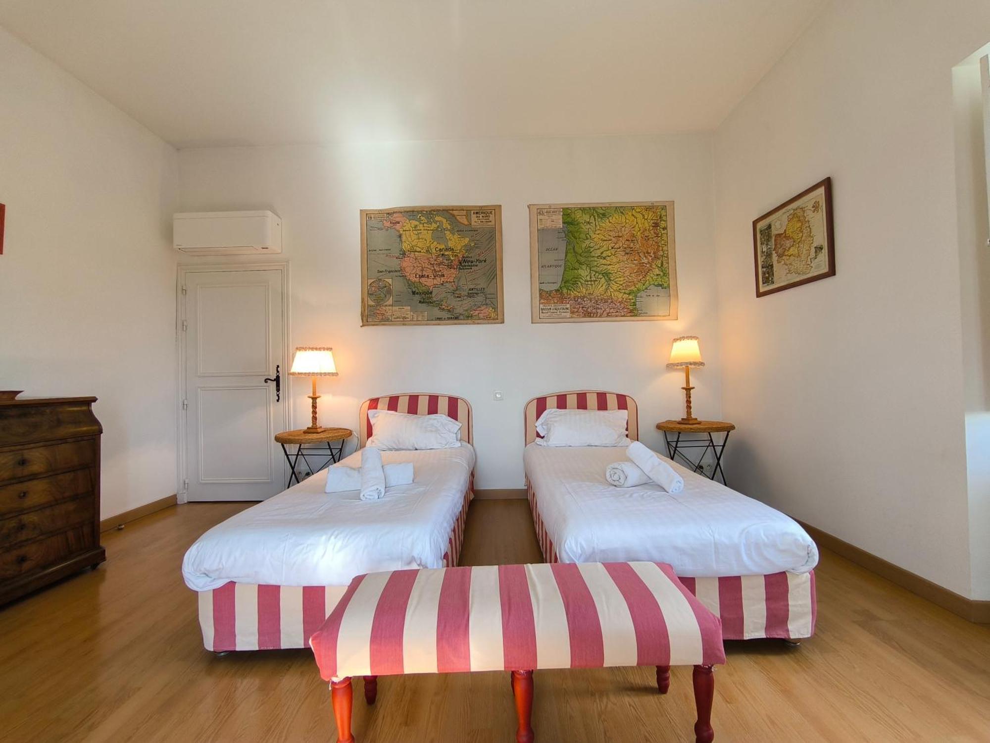 Le Peyret Apartment Serres-Castet Luaran gambar