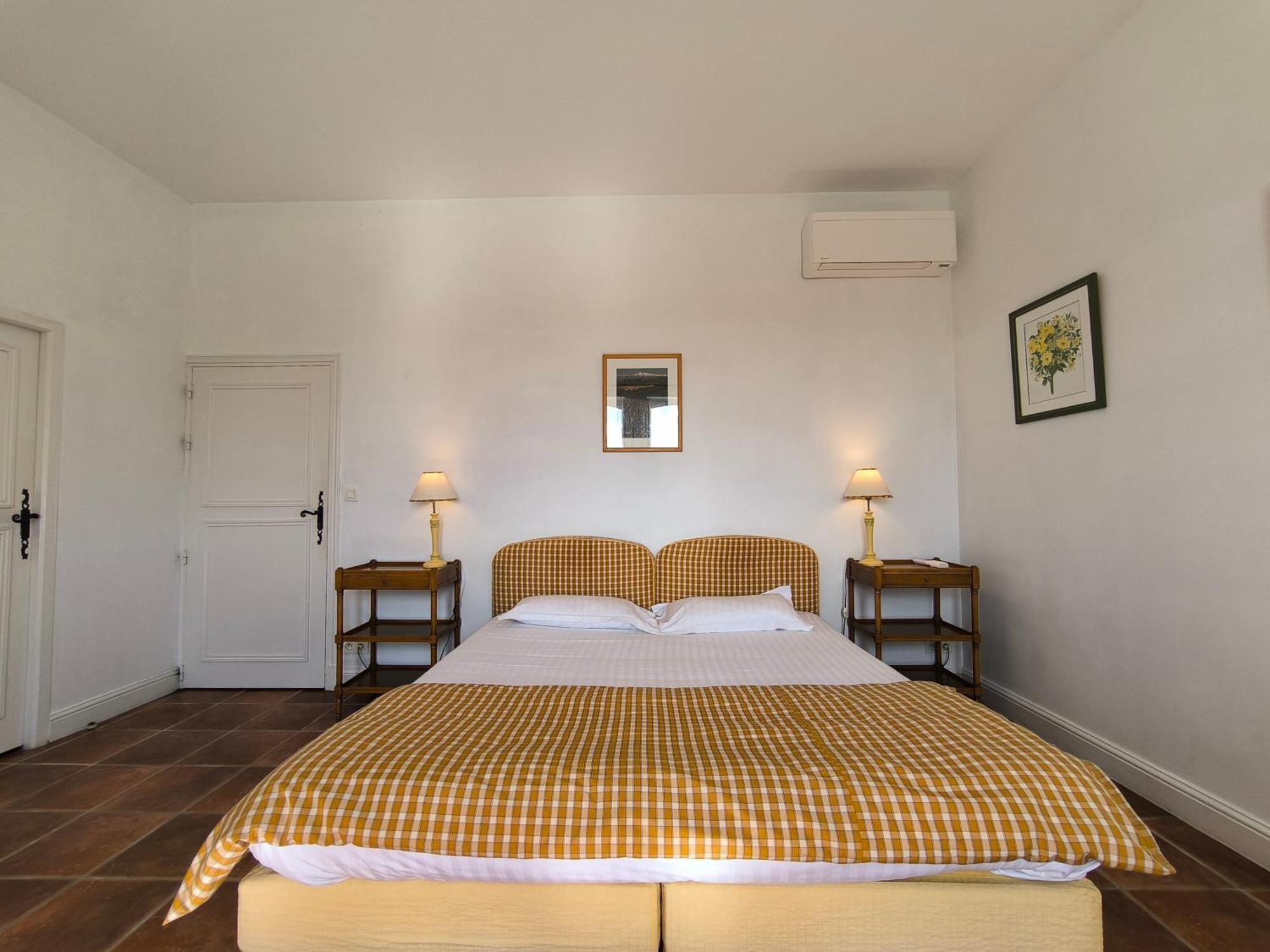 Le Peyret Apartment Serres-Castet Luaran gambar
