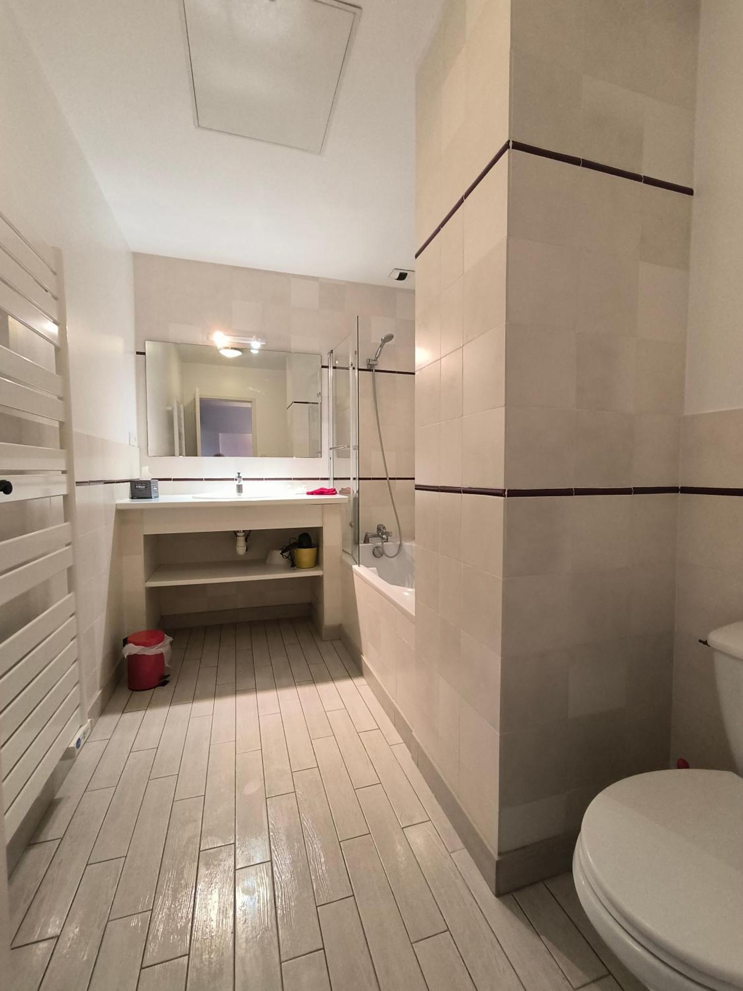 Le Peyret Apartment Serres-Castet Luaran gambar