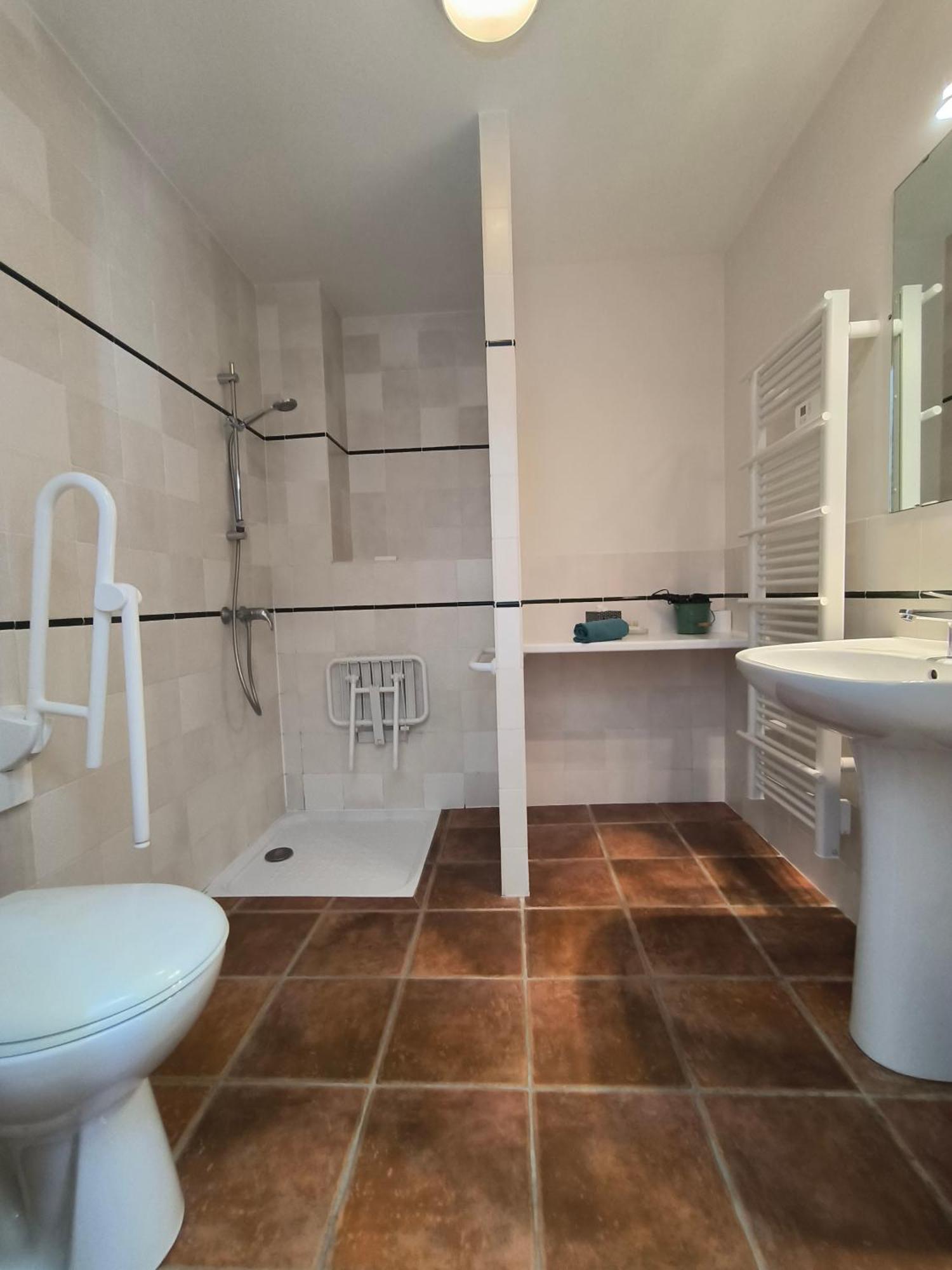 Le Peyret Apartment Serres-Castet Luaran gambar